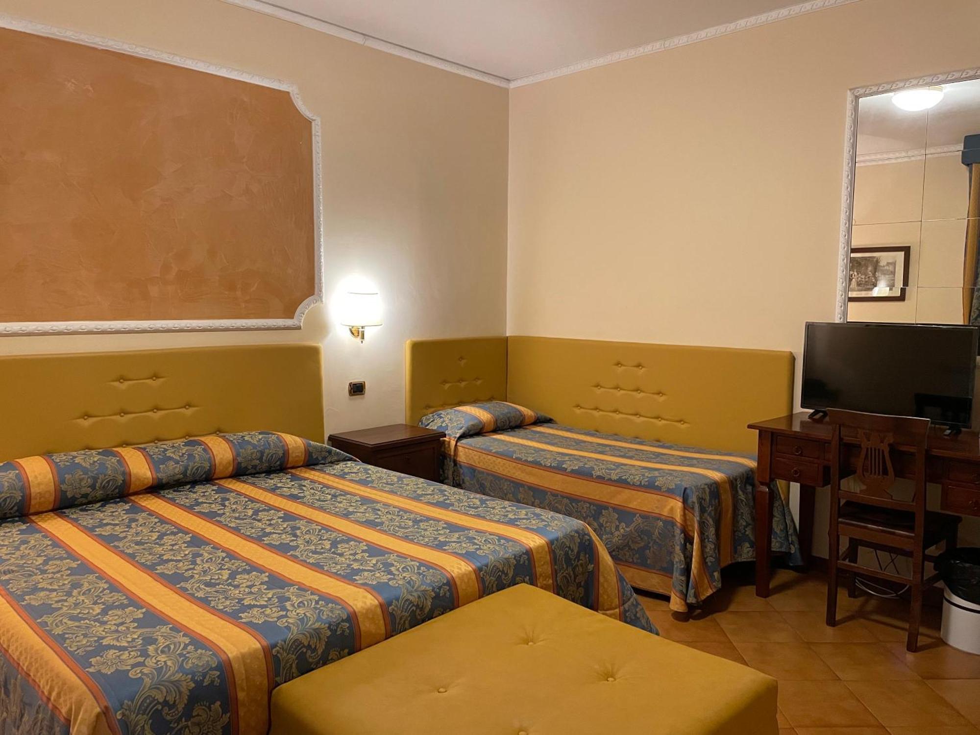 Hotel Mondial Rapallo Phòng bức ảnh